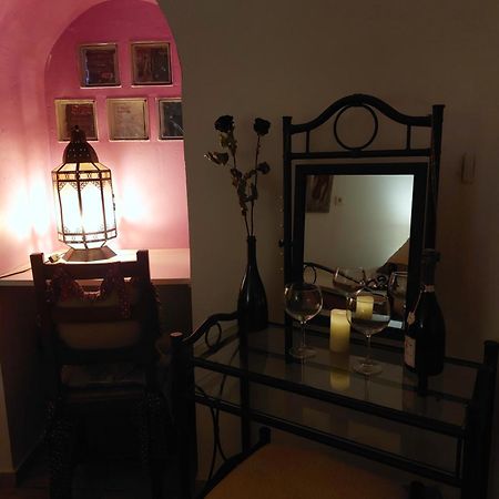 Chambre Love Romantique Avec Spa Privee Кальви Экстерьер фото
